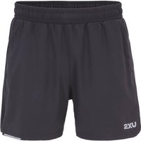 2XU Laufshorts Aero 5 Inch, Größe L in Schwarz