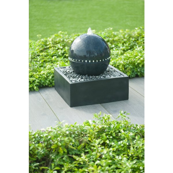 AcquaArte Gartenbrunnen TRIPOLI, 33 cm Breite, Wasserbecken BxT: 50x50 cm, Dekokugel Wasserspiel mit umlaufender LED-Beleuchtung
