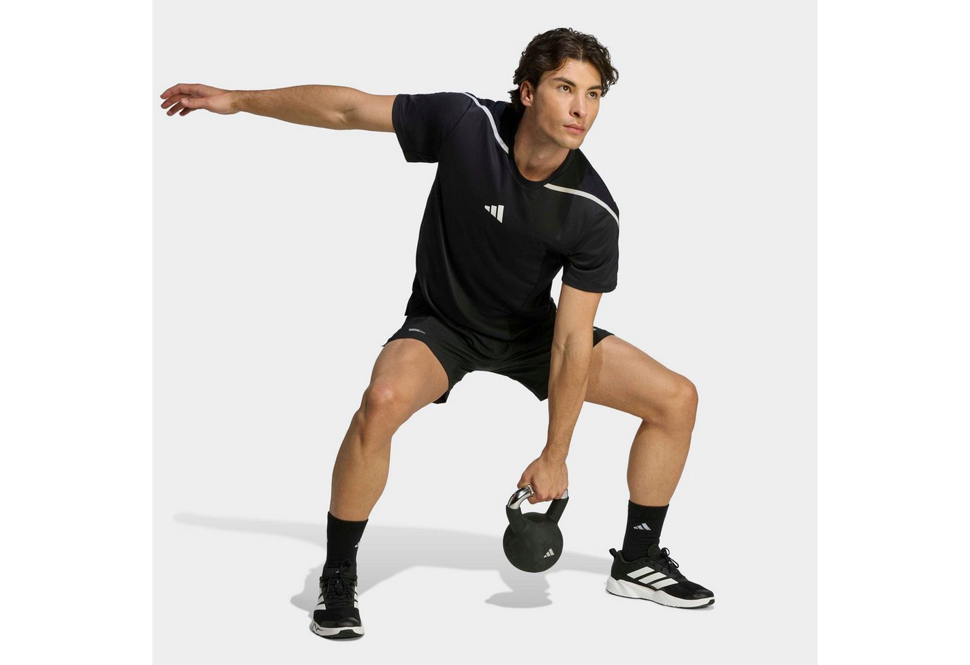 adidas Performance Shorts TECH APPAREL CLIMACOOL für Fitnessstudio und Joggen, leichtes und atmungsaktives Material – Bild 5 von 5