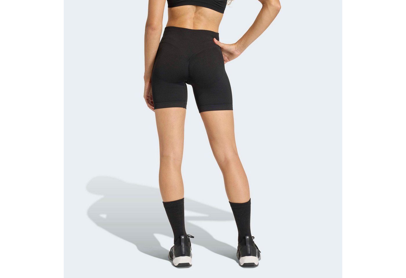 adidas Performance Shorts WE SCRUNCH SHO eng anliegende Passform, für Fitness und Sportmode, sportlicher Stil – Bild 2 von 5