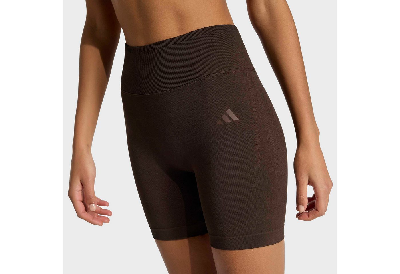 adidas Performance Shorts WE SCRUNCH SHO eng anliegende Passform, für Fitness und Sportmode, sportlicher Stil – Bild 4 von 5