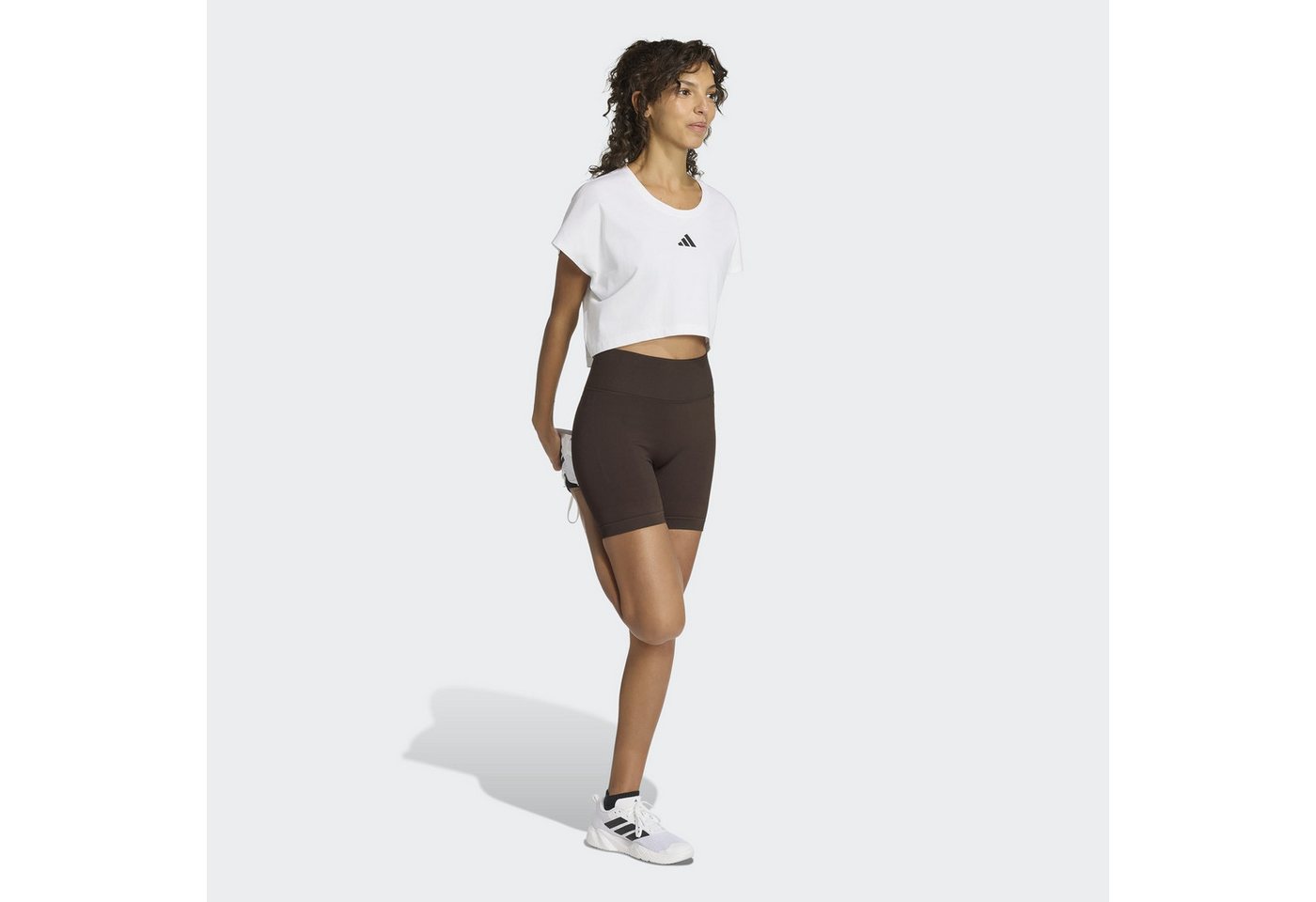 adidas Performance Shorts WE SCRUNCH SHO eng anliegende Passform, für Fitness und Sportmode, sportlicher Stil – Bild 5 von 5