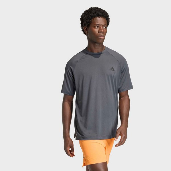 adidas Performance T-Shirt TECHESS TEE sportlicher Stil, mit Rundhalsausschnitt, Kurzarm, normale Länge