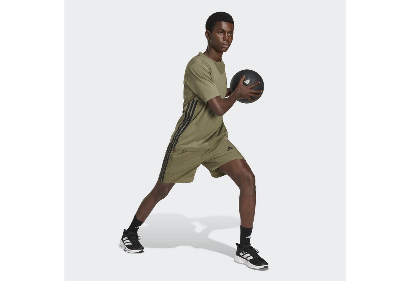 adidas Performance T-Shirt WORKOUT ESSENTIALS FEELREADY 3-STREIFEN mit Rundhalsausschnitt, sportlicher Stil, aus Single Jersey – Bild 5 von 5