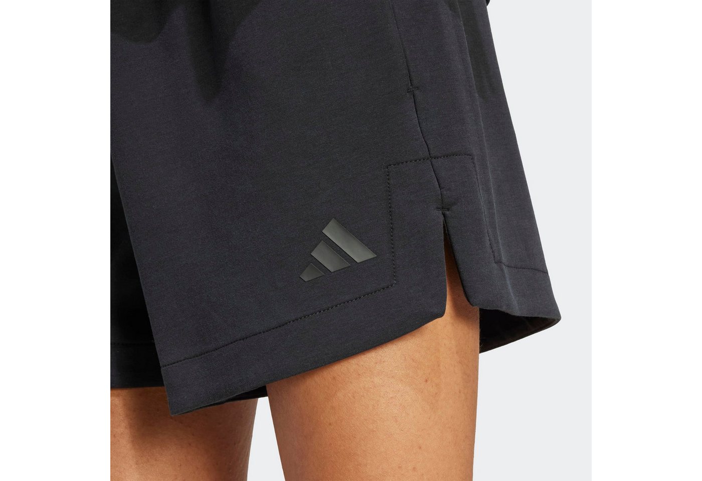 adidas Sportswear Shorts SOFT LUX, LOCKER GESCHNITTEN mit Kordelverschluss, aus Polyester, Modal, Baumwolle und Elasthan – Bild 5 von 5