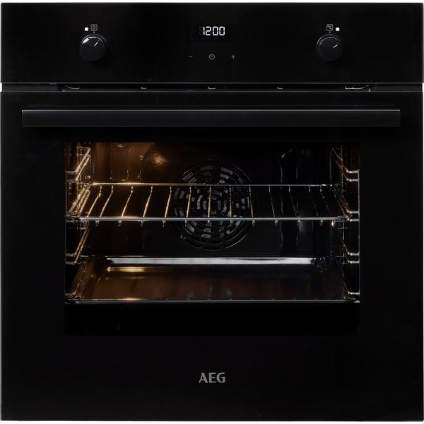 AEG Backofen Serie 6000 BEE43511AB, Aqua-Reinigungsfunktion, Heißluft: Gleichmäßiges Garen auf 3 Ebenen: ideal für Mehrblech‑Backen