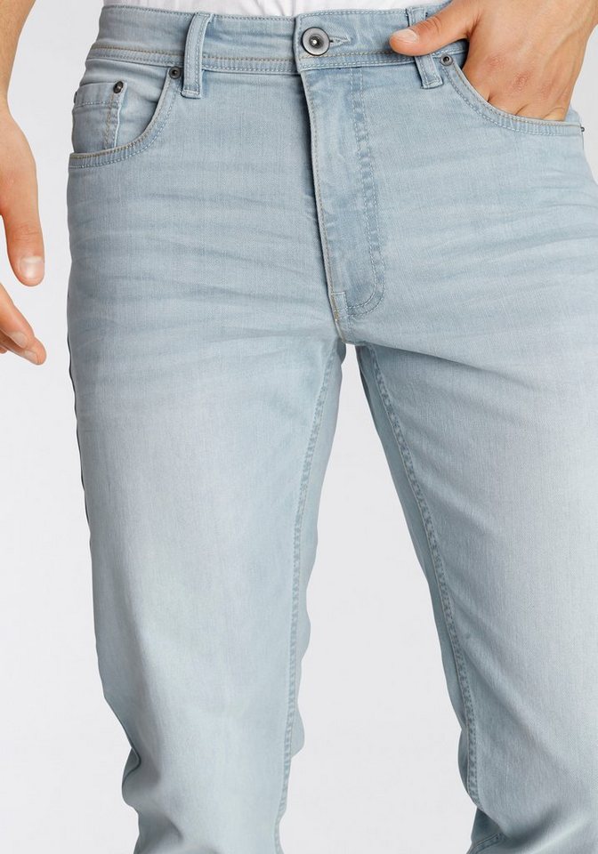 AJC Straight-Jeans gerade geschnitten, Used-Look-Waschung, niedrige Leibhöhe – Bild 4 von 5