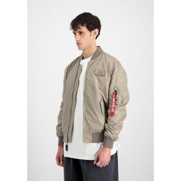 Alpha Industries Bomberjacke MA-1 TTC Light Slim