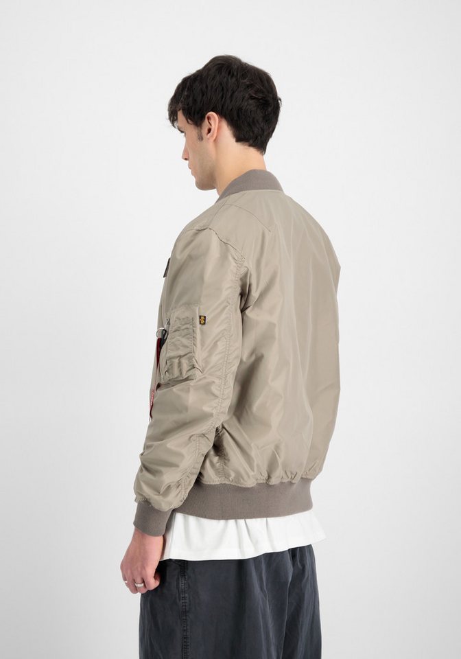 Alpha Industries Bomberjacke MA-1 TTC Light Slim – Bild 3 von 5