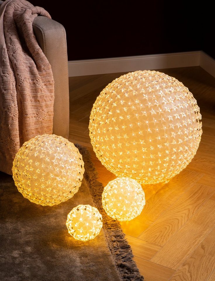 AM Design LED Dekolicht, LED fest integriert, Warmweiß, LED Kugel mit Sternen, Weihnachtsdeko aussen – Bild 2 von 5