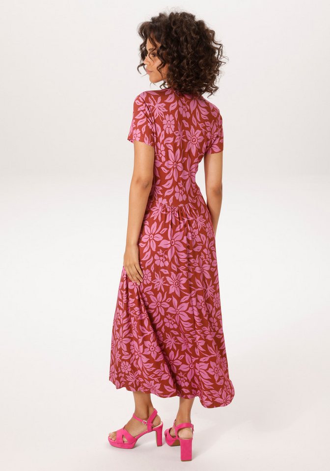 Aniston CASUAL Sommerkleid mit trendfarbenem, grafischen Blumendruck – Bild 2 von 5