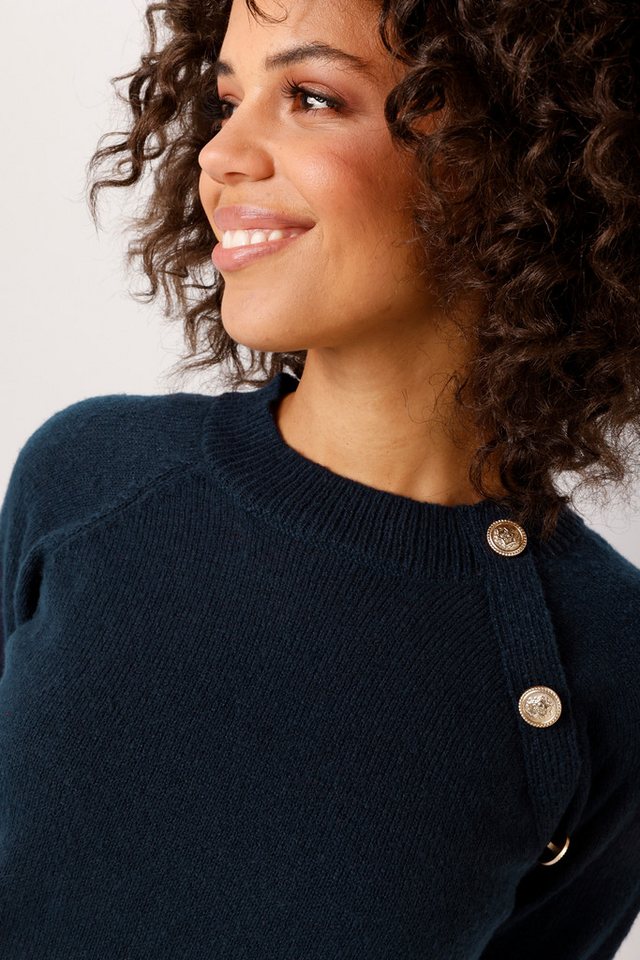 Aniston CASUAL Strickpullover mit dekorativen, geprägten Zierknöpfen - NEUE KOLLEKTION – Bild 3 von 5