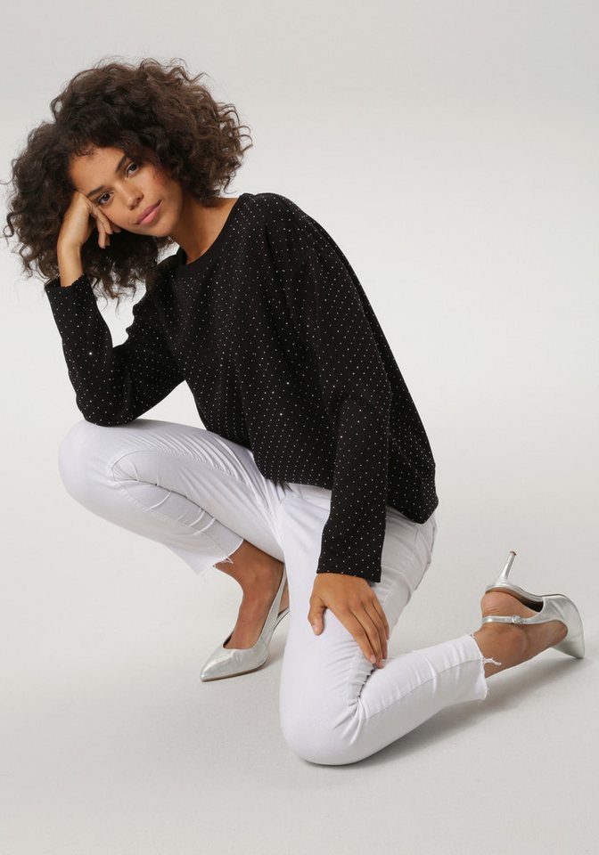 Aniston CASUAL Sweatshirt allover mit kleinen Glitzersteinchen Verziert – Bild 4 von 5