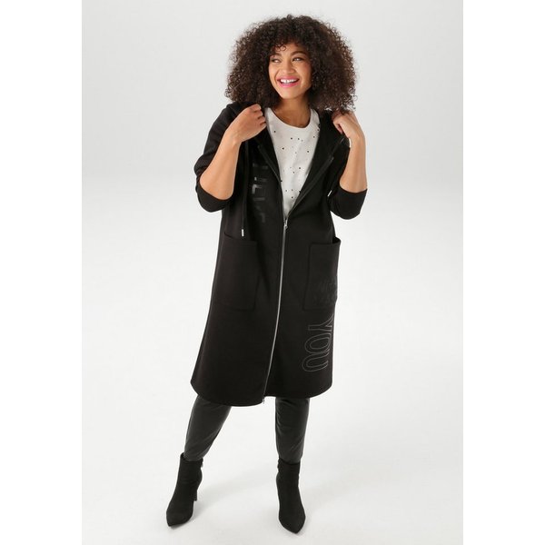 Aniston PLUS Kapuzensweatjacke mit tollen tonigen Print