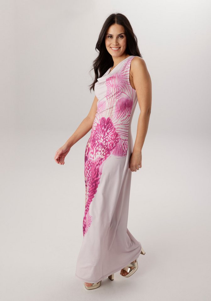 Aniston SELECTED Maxikleid vorne mit diagonal verlaufenden Blütenprint – Bild 4 von 5