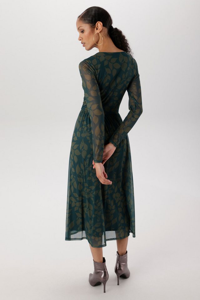 Aniston SELECTED Midikleid mit floraler, fantasievoller Blättermuster – Bild 2 von 5