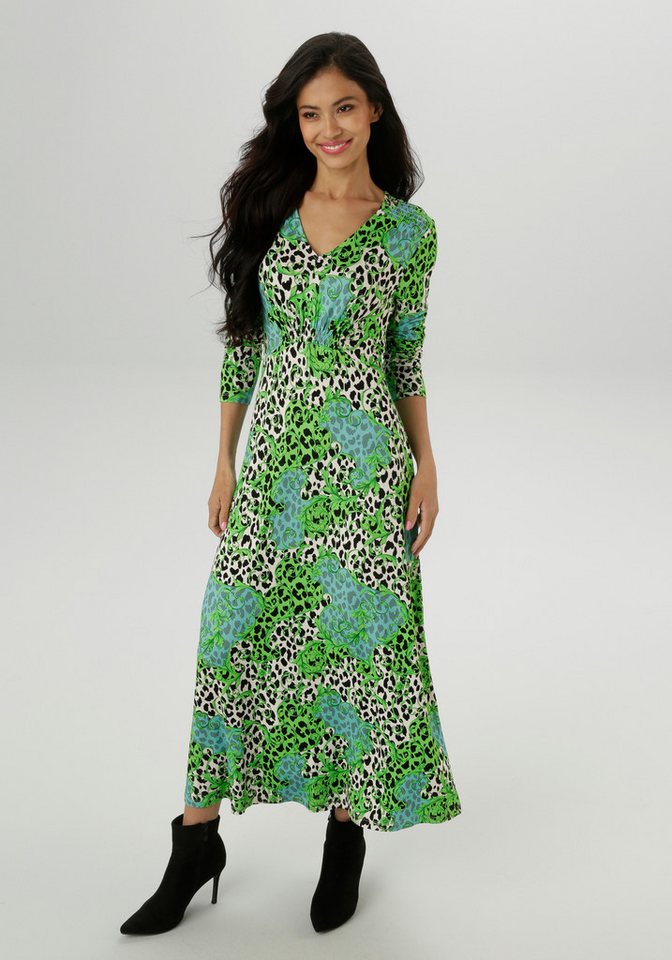 Aniston SELECTED Midikleid mit Smok-Details und fantasievollem Leo-Print – Bild 4 von 5