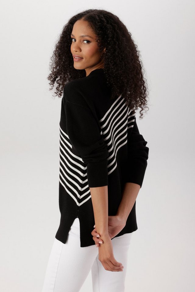 Aniston SELECTED Strickpullover raffinierter Streifenverlauf vorne und hinten - NEUE KOLLEKTION – Bild 2 von 5