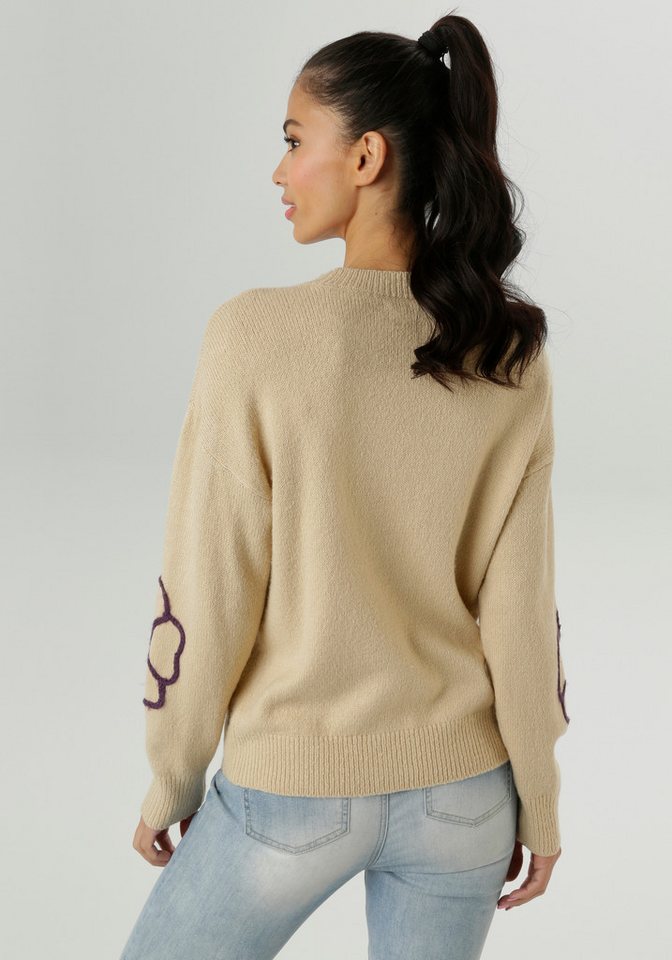 Aniston SELECTED Strickpullover vorne mit funkelnden Glitzersteinen verziert – Bild 2 von 5