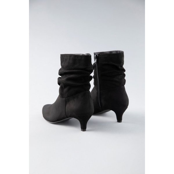 Aniston SHOES Stiefelette Ankleboots mit slouchy Schaft und Reißverschluss