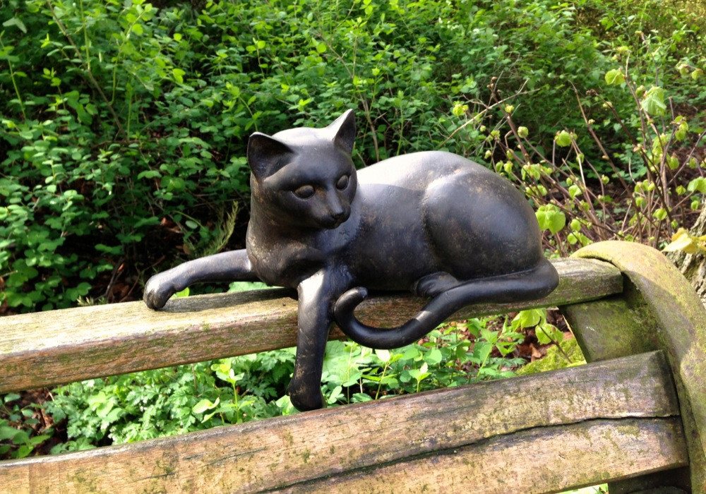 Antikas Wanddekoobjekt Skulptur Katze, lebendige Tierfiguren, liegendes Kätzchen für – Bild 2 von 5
