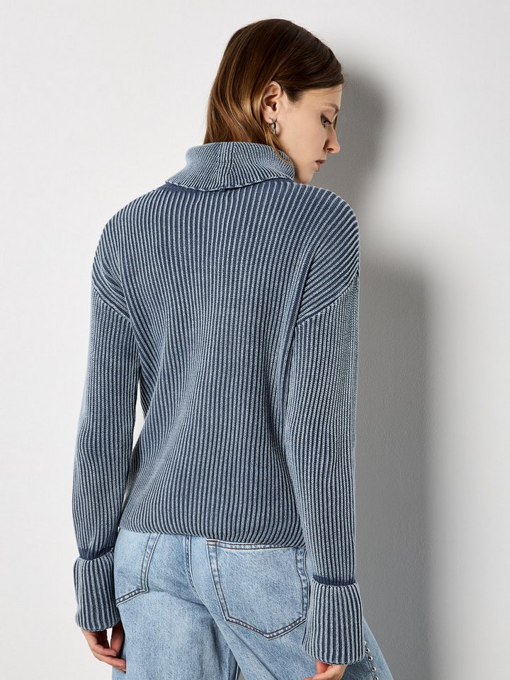 Apricot Rollkragenpullover Rollkragenpullover mit Rippstrick und Stonewashed-Effekt – Bild 4 von 5