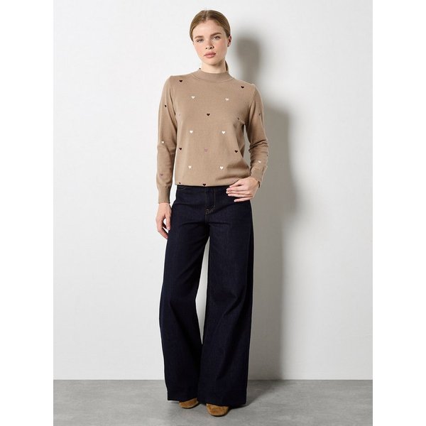 Apricot Rundhalspullover Stehkragenpullover mit aufgestickten Herzen
