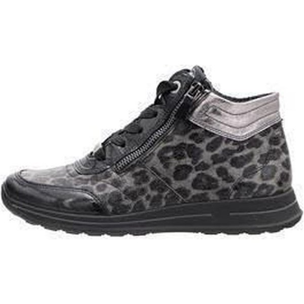 Ara Osaka Sneaker