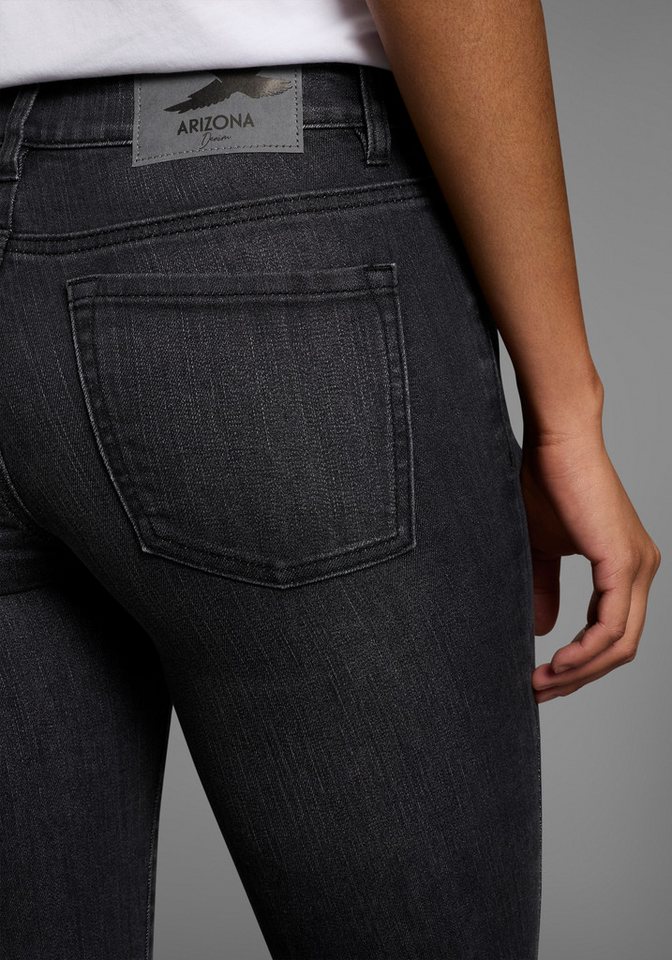 Arizona Bootcut-Jeans Baby-Boot Bootcut-Stil, figurbetonte Passform, mit Used-Effekten – Bild 3 von 5
