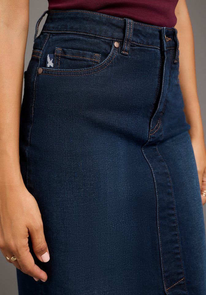 Arizona Jeansrock lang wadenlang, mit Schlitz, figurbetonte Passform, aus elastischem Denim – Bild 3 von 5