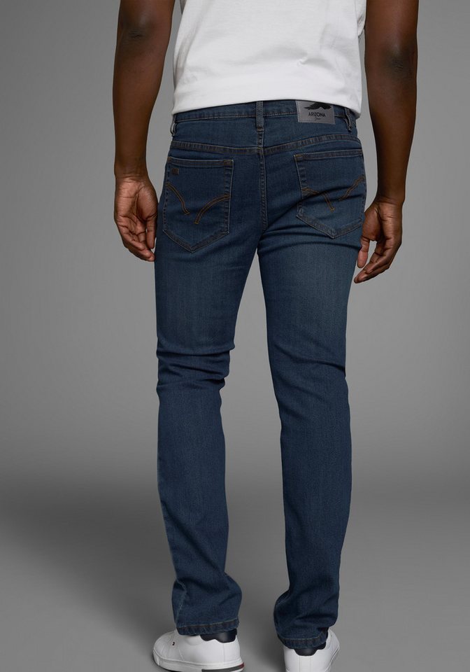 Arizona Straight-Jeans gerade Beinform, dezente Used-Waschung, niedrige Leibhöhe – Bild 2 von 5