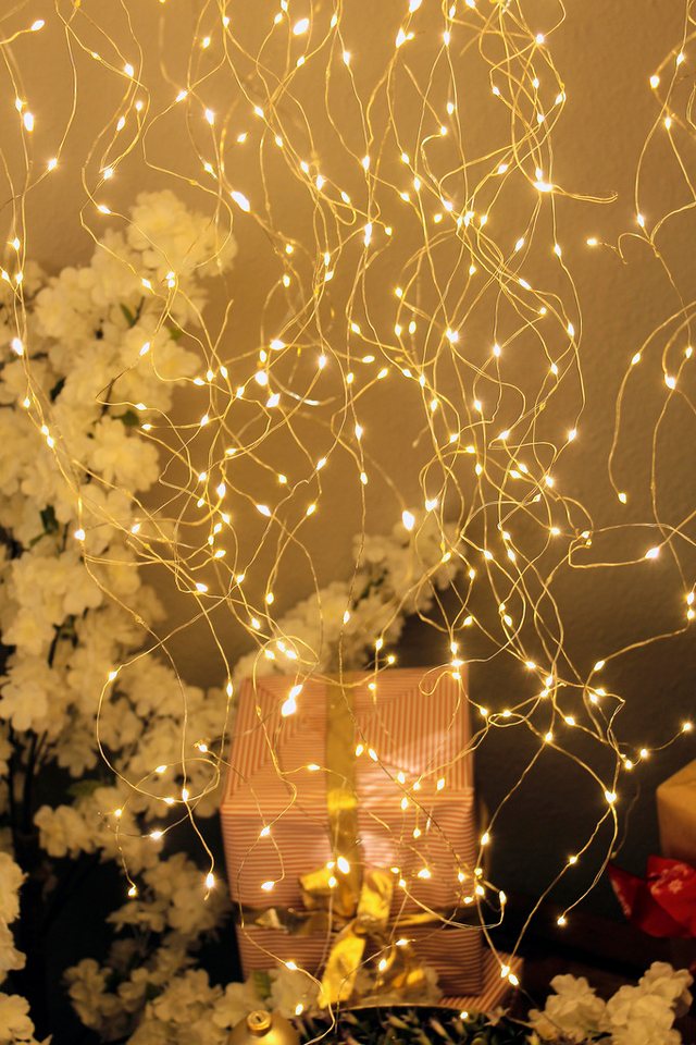 Arnusa LED-Lichtervorhang Sternenschauer LED Lichterbündel zum Aufhängen Weihnachtsbeleuchtung, 720-flammig, warmweiß für Innen und Außen mit Netzteil – Bild 5 von 5