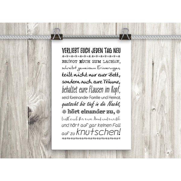 artissimo Poster Poster mit Spruch DIN A4 21x29,7 cm Geschenk Hochzeit kreativ lustig, Spruchposter: Verliebt euch jeden Tag neu