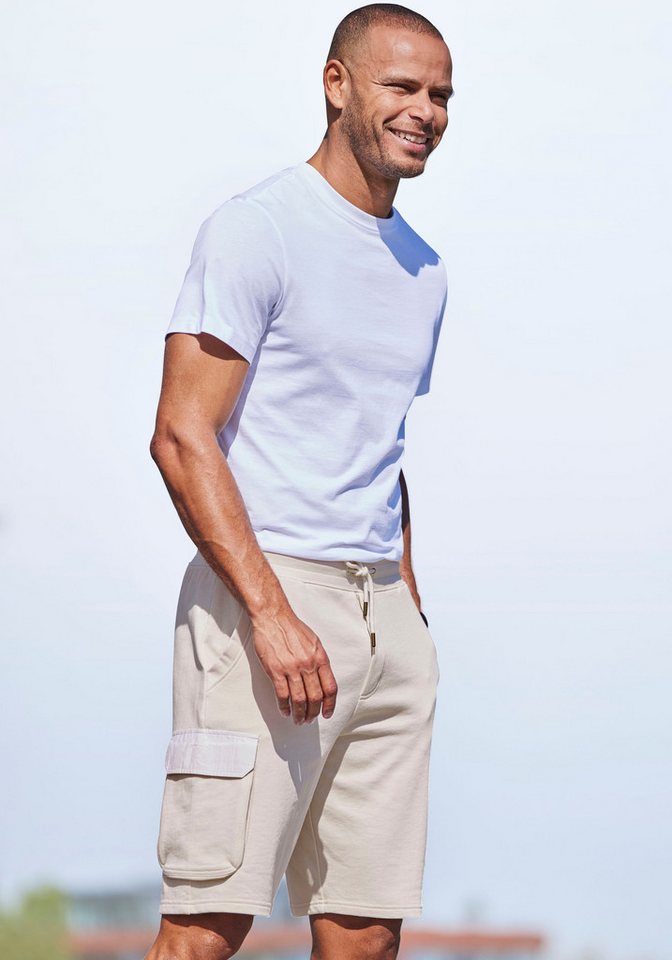 AUTHENTIC LE JOGGER Sweatshorts, kurze Sweathose Cargotaschen mit Webdetails – Bild 4 von 5