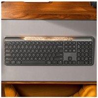 LOGI Slim Solar+ Keyboard Graphite (DE) – Ansicht 1