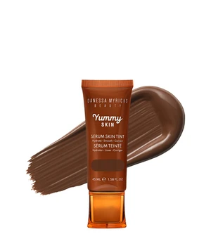 Danessa Myricks Beauty Yummy Skin Serum Tint Flüssige Foundation · 45 ml · Braun