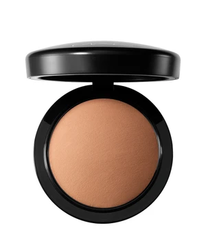 MAC Mineralize Skinfinish Natural Kompaktpuder · 10 g · Hellbraun