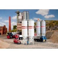 2 Industriesilos – Ansicht 1