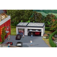 Garage mit Torantriebsteilen – Ansicht 1