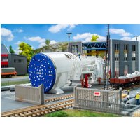Tunnelbohrmaschine im Bau – Ansicht 1