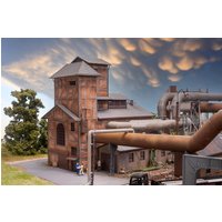 Gebläsehalle mit Rohrleitunge – Ansicht 1