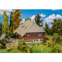 Schwarzwaldhof - Monatsmodell – Ansicht 1