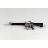 M16