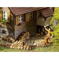 6 Kleine Brennholzstapel – Ansicht 1