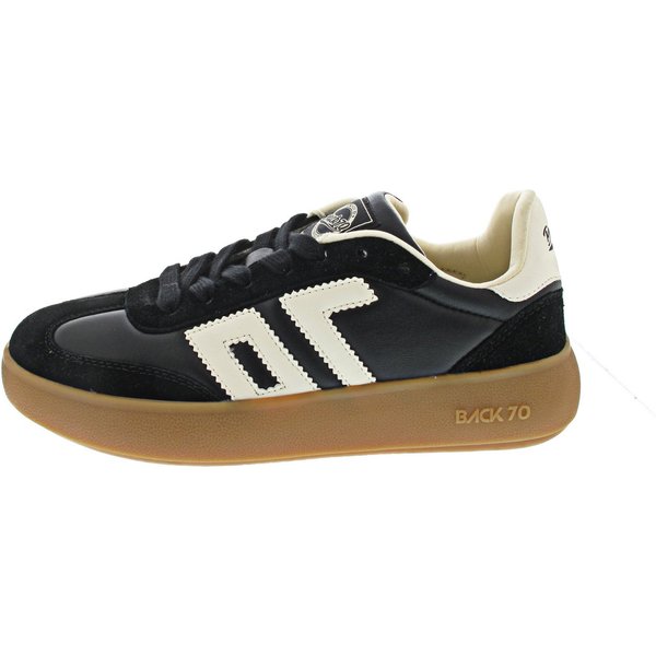 Back 70 Sneaker