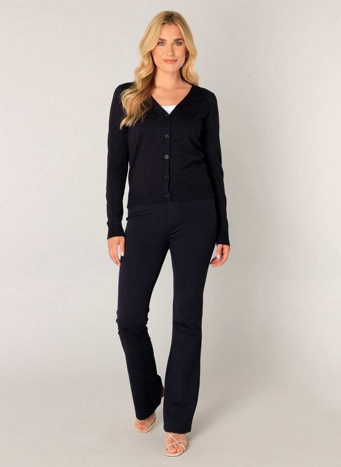 Base Level Strickjacke Yvon mit V-Ausschnitt – Bild 4 von 5