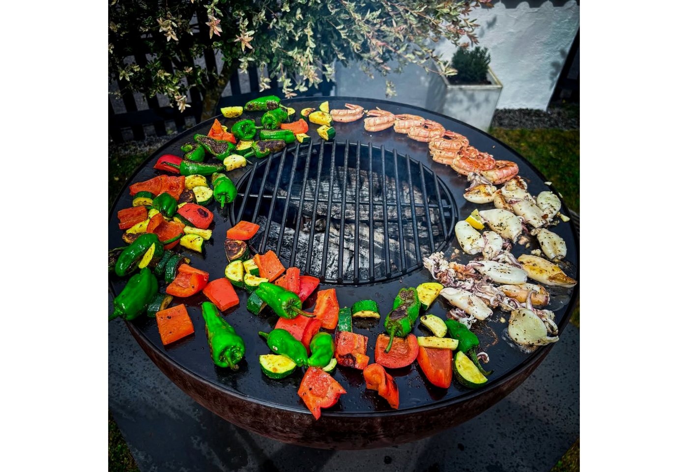 BBQ-Toro Feuerschale Feuerkorb mit Grill Ø 60 cm, Rostoptik, Feuerplattengrill – Bild 3 von 5