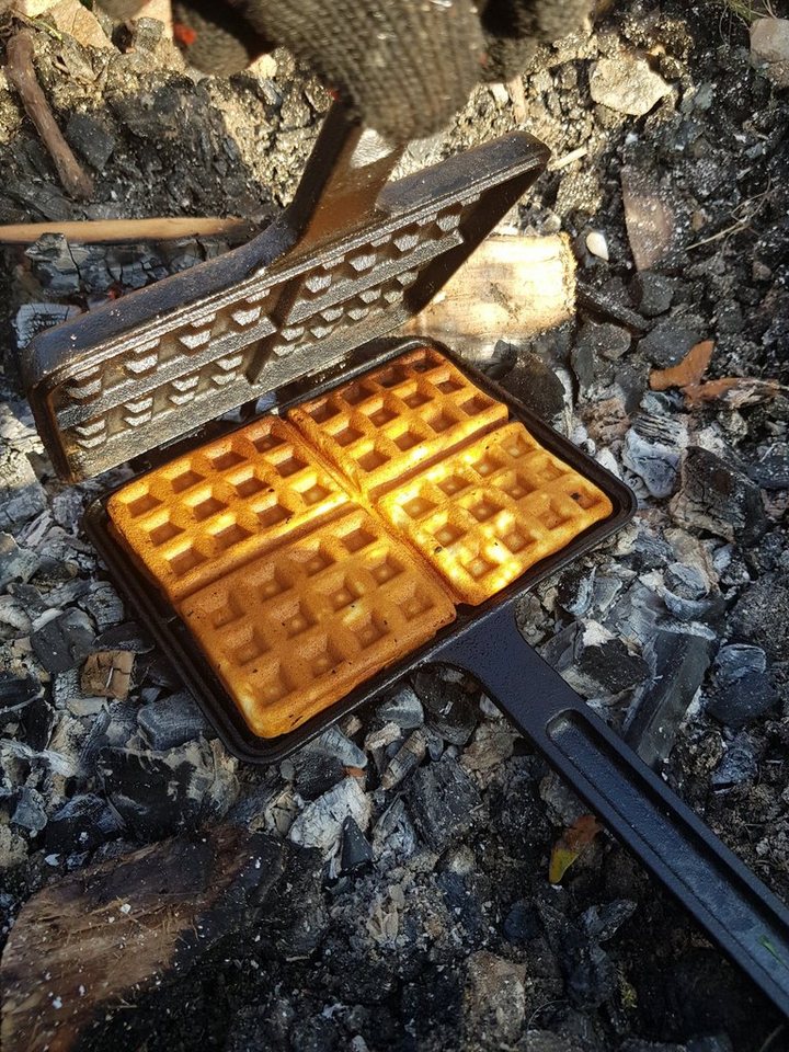 BBQ-Toro Waffeleisen Waffeleisen, Waffelmaker, Sandwicheisen, rechteckige Doppelform aus Gu – Bild 2 von 5