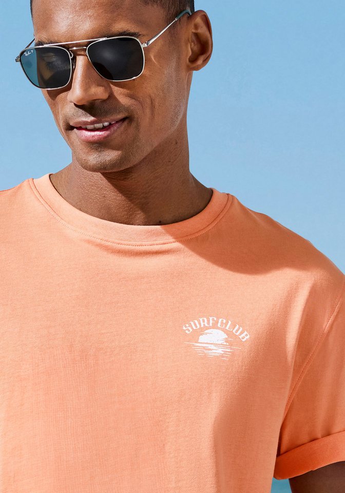 Beachtime T-Shirt, Shirt mit modischem Surfer Print Regular-Fit bis Größe 5XL, mit kleinem Print vorn/großem Print hinten – Bild 5 von 5