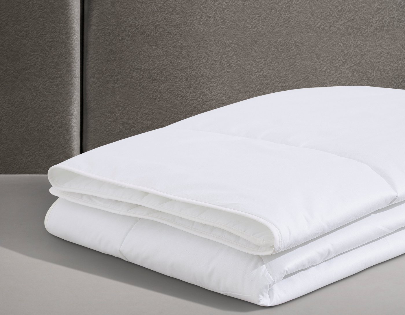 Beco Microfaserbettdecke Medibett, Bettdecken für Sommer und Winter, in zwei Bezugsvarianten, Füllung: Polyester, Bezug: Baumwolle oder Polyester, Bettdecke 135 – Bild 4 von 5
